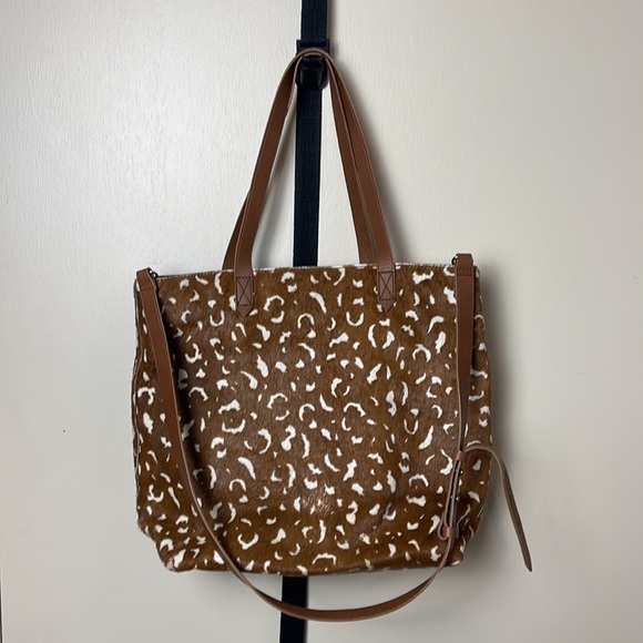 Madewell The Medium Transport Tote: Printed Calf Hair Edition Pecan - Picture 2 of 15